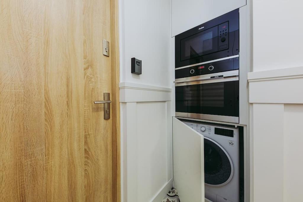 Apartmán Lux Apartament W Centrum, Plac Konstytucji, Klimatyzacja, Widokowy Varšava Exteriér fotografie